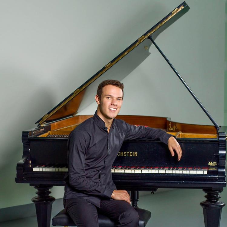 Tuffo nel Romanticismo con Strata