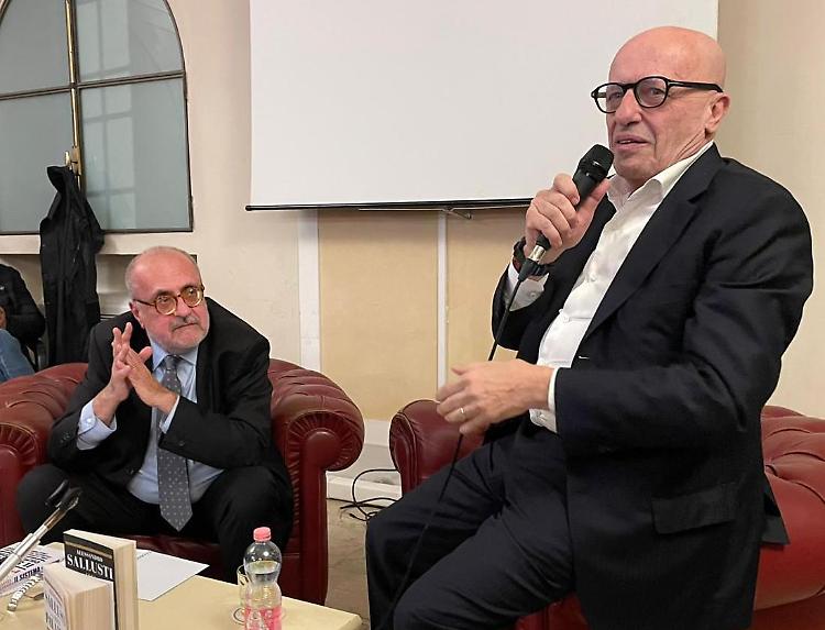 Sallusti spinge: &laquo;Liberiamo le toghe&raquo;