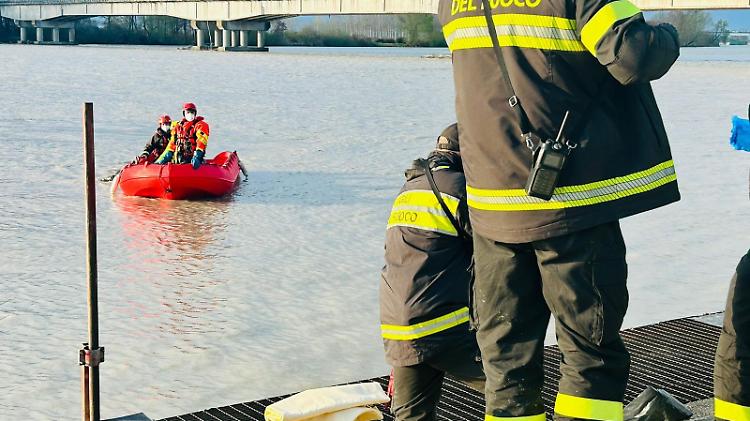Ritrovato un cadavere lungo il Po a San Nazzaro