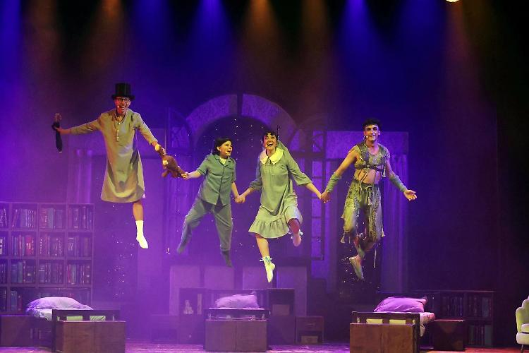 L'Isola che non c'&egrave; - Commedia Musicale