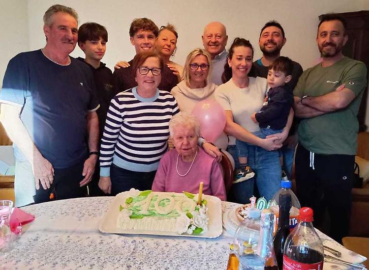 Grande festa per i 100 anni di Francesca