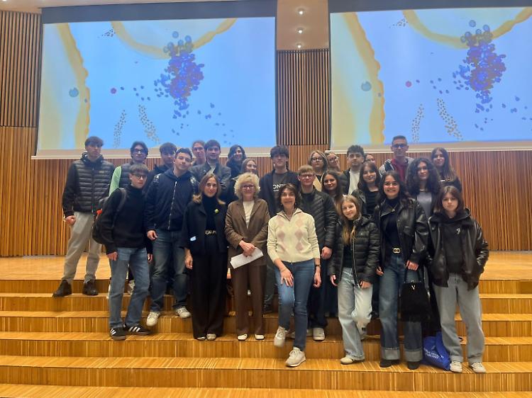 Dallo Stanga ai laboratori della ricerca: studenti protagonisti a UniStem