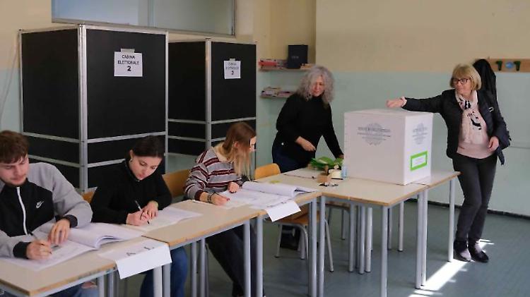 Referendum, l'affluenza alle urne in provincia alle 19 &egrave; del