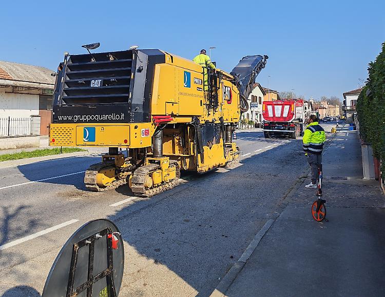 Asolana, asfalto a nuovo: partiti i lavori