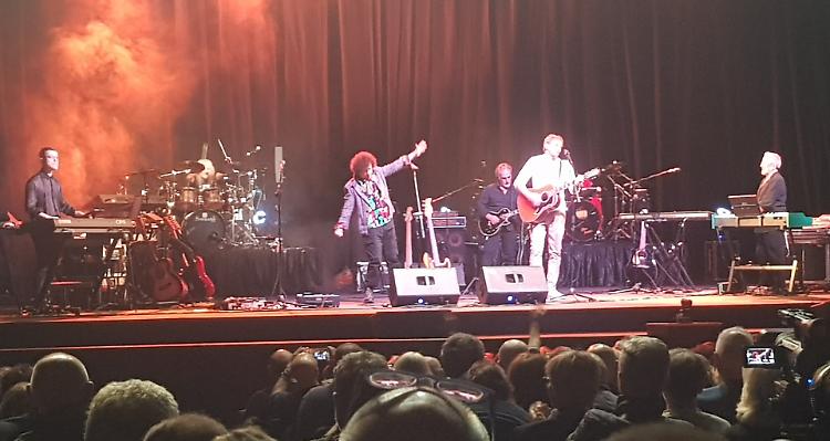 Prog tricolore in festa: Bernardo Lanzetti incanta il pubblico con Le Orme