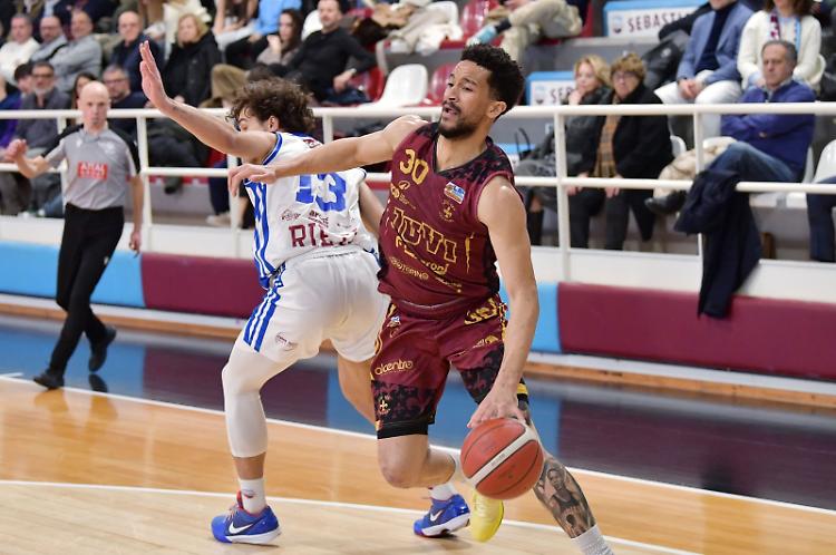 Juvi senza energia: brutta sconfitta