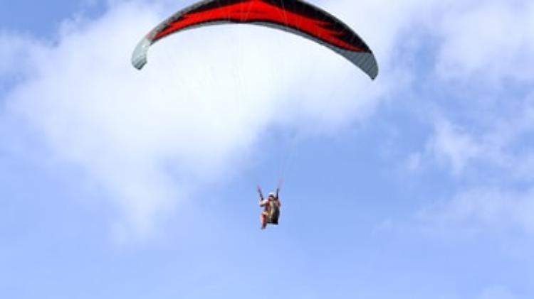 Corso di Paracadutismo Militare (fune di vincolo)