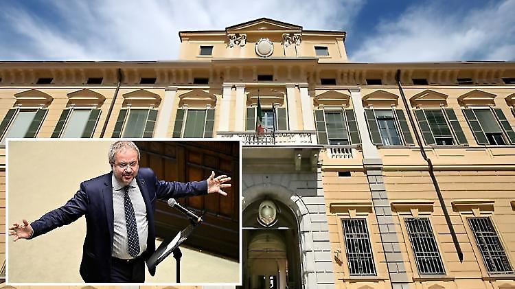 Borghi diffamato sui social, 5mila euro di risarcimento