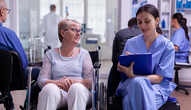 L'allarme: &laquo;Case e ospedali di comunit&agrave; a rilento&raquo;