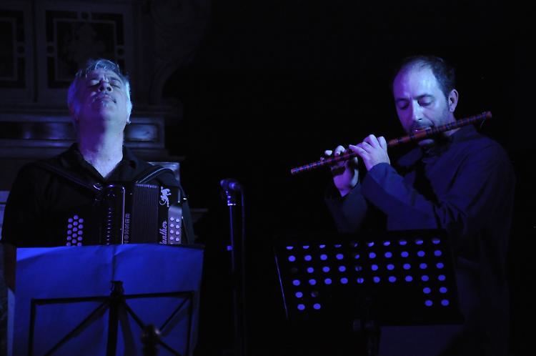 'La citt&agrave; di Guisnes': il nuovo album di Congedo e Turchetti tra visioni e suoni sospesi