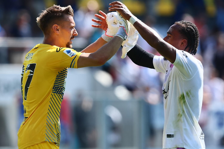 Calcio: alla Cremonese torna il portiere Marco Carnesecchi