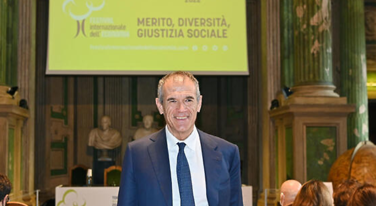 Elezioni politiche, Cottarelli si candida con Pd e +Europa