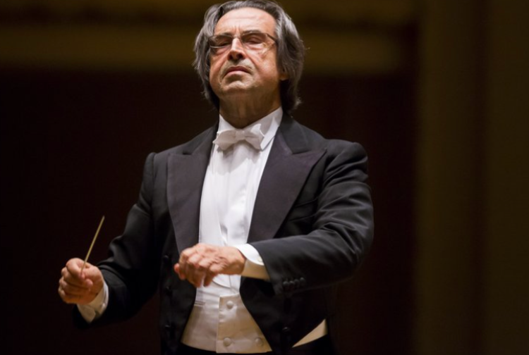 A Riccardo Muti il Premio Faraglioni 2022