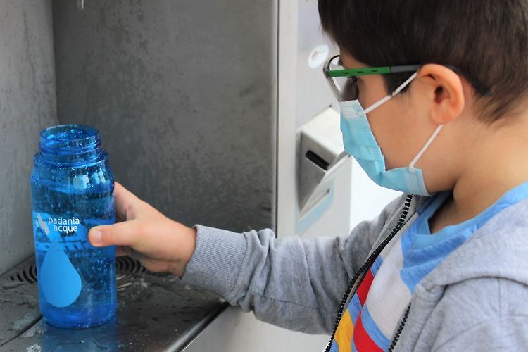 A Padania Acque l'ISO 22000: l'acqua del rubinetto è buona da bere