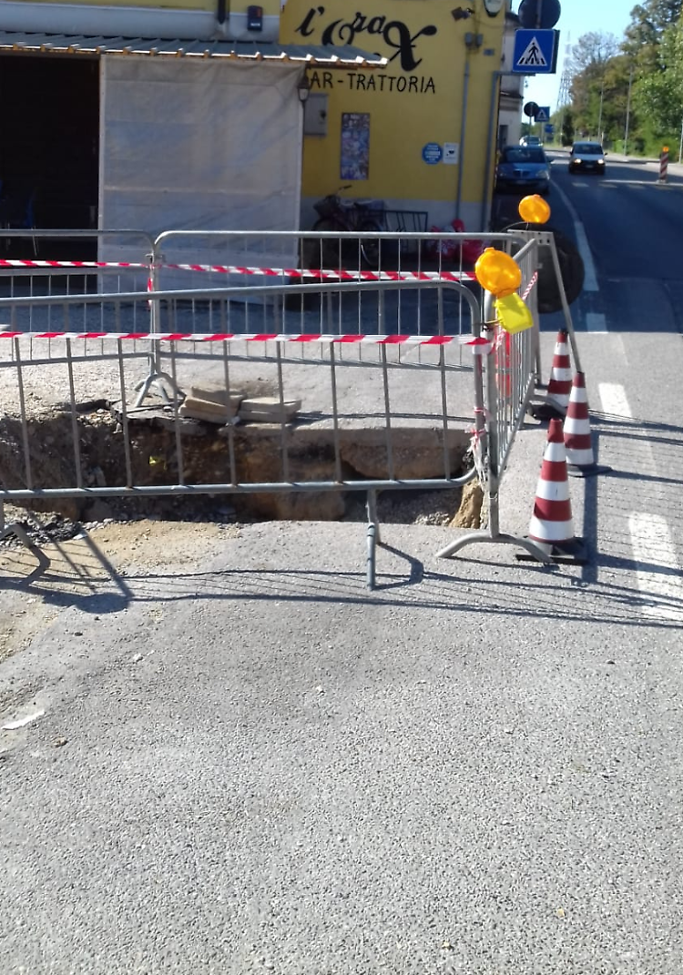 Lavori di Padania Acque nelle vie Milano e Chiara Novella, modifiche alla viabilità