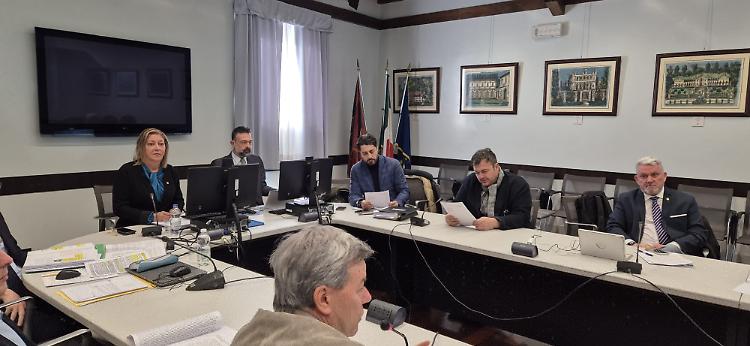 Comunicato Stampa: Seconda commissione – Pdl che abrogare divieto utilizzo autobus con età superiore a 15 anni
