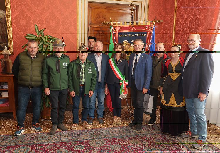 Comunicato Stampa: CRV - Presidente Ciambetti riceve delegazione greca di Metsovo