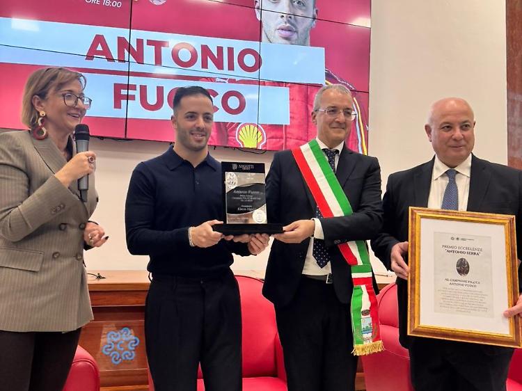 Comunicato Stampa: Premio Nazionale "Antonio Serra" ad Antonio Fuoco