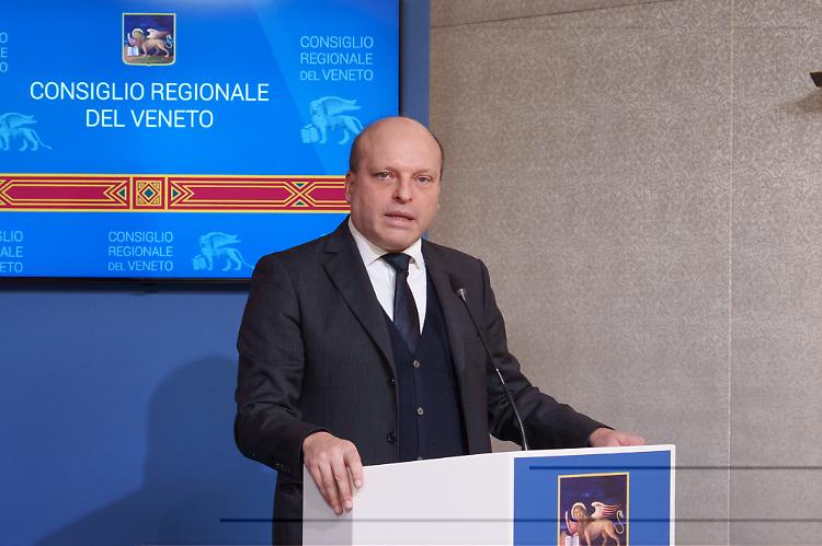 Comunicato Stampa: Lovat(ResistereVeneto):&ldquo;Proposta normativa per riconoscere condizione insularit&agrave; funzionale Venezia"