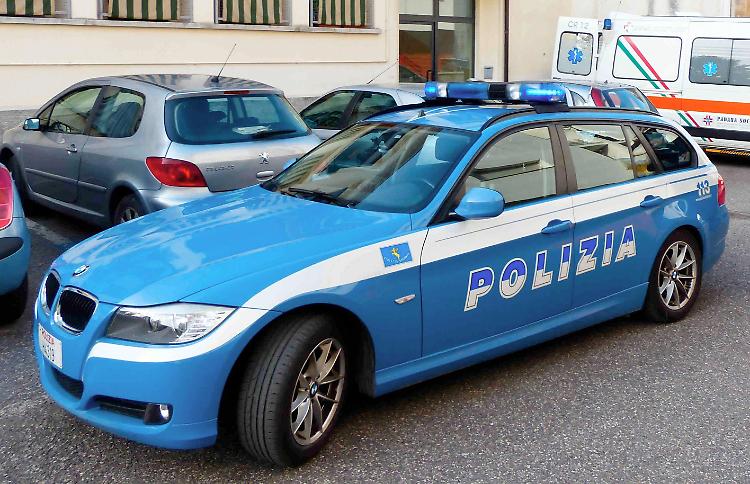 Sostituzione d'identità per il permesso di soggiorno, quattro denunciati