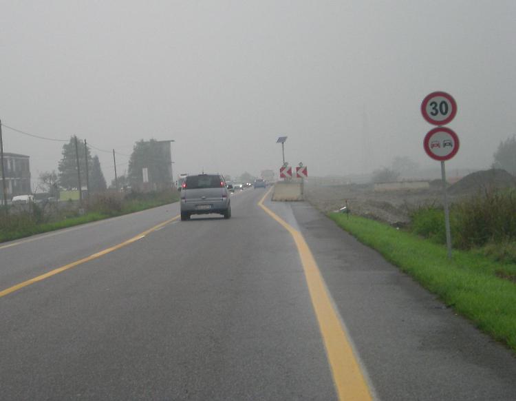 Il restringimento di carreggiata tra Dovera e Barbuzzera