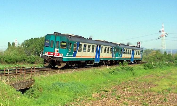 Treno soppresso, disagi e rabbia
