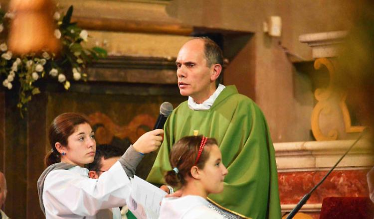 Il saluto alla comunità di don Giuseppe Manzoni