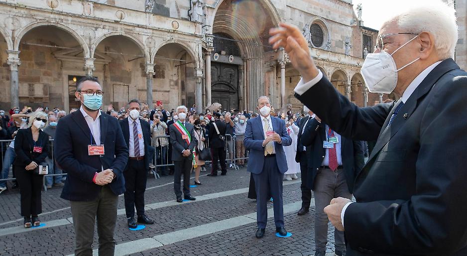 La carezza del Presidente al cuore di Cremona ferita