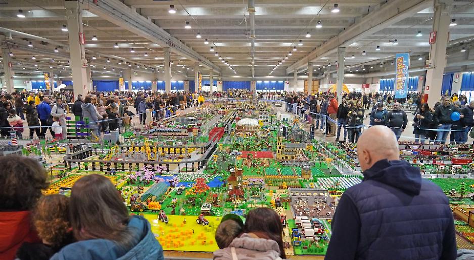 Cremona&Bricks: entusiasmo e creativit&agrave; senza et&agrave; tra mattoncini e contest