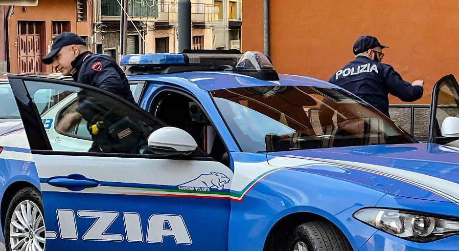 Due intrusi al Ponchielli, scatta l&rsquo;intervento della Volante